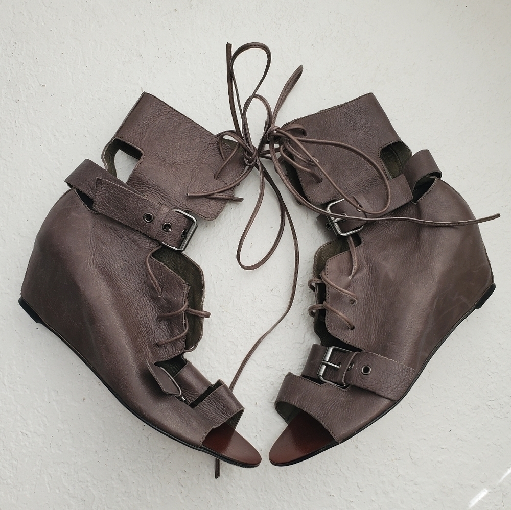 Dolce Vita Brown Leather Wedge Lace Up Buckle Boho Sandals Womens Size 10